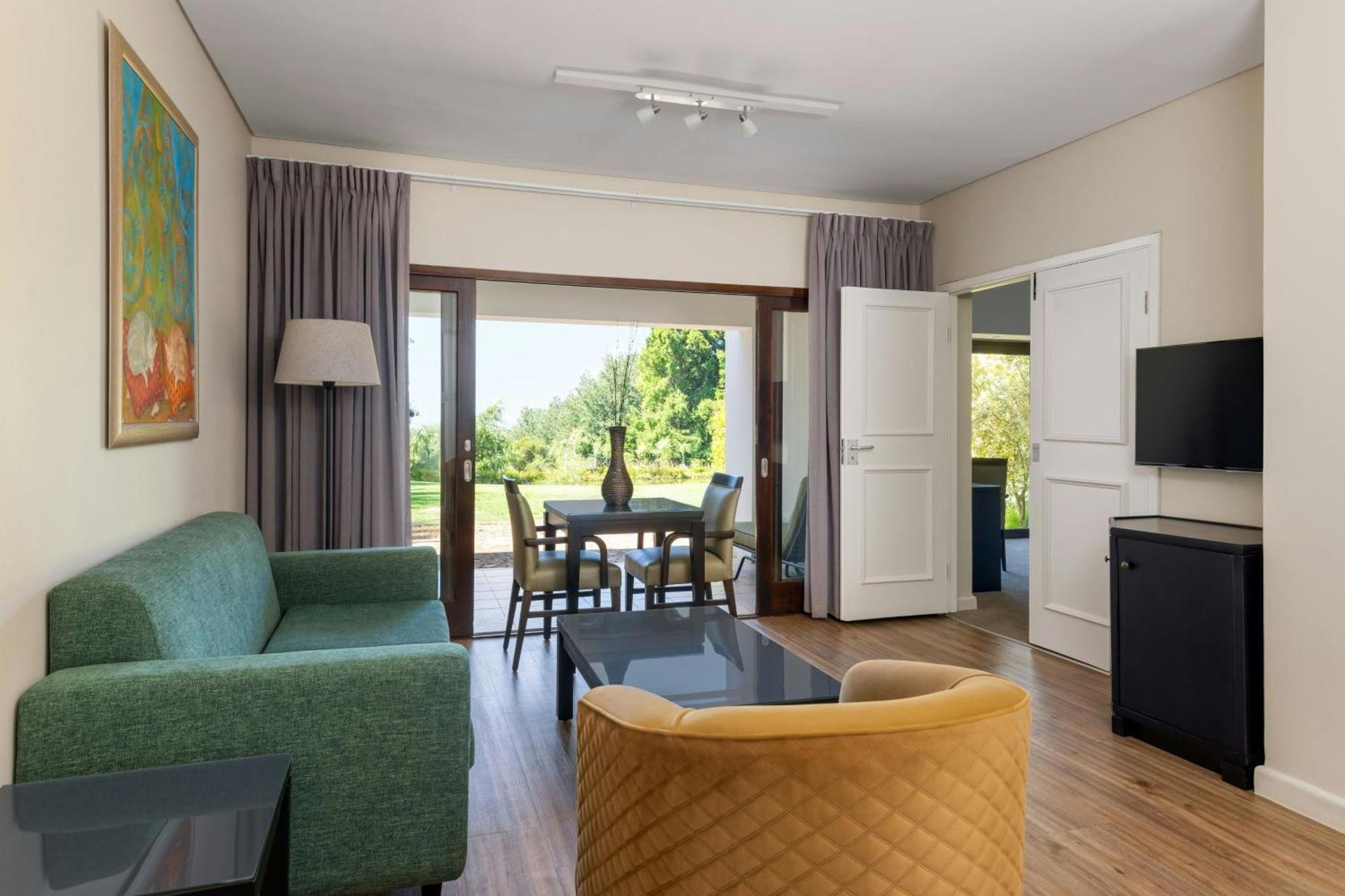 Lord Charles Hotel, Somerset West, A Tribute Portfolio Hotel Exteriör bild